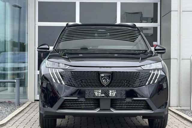 Peugeot 5008 (2026) thumbnail 2