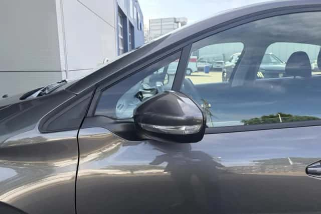 Peugeot 208 (2019) thumbnail 12