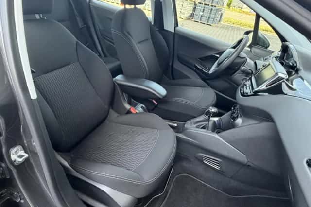 Peugeot 208 (2019) thumbnail 15