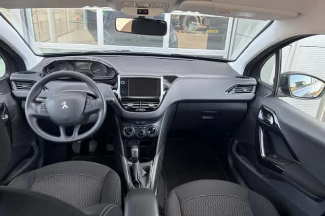 Peugeot 208 (2019) thumbnail 17
