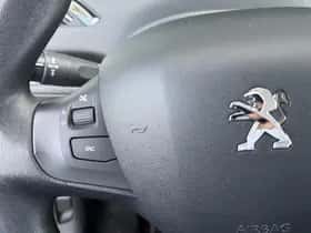 Peugeot 208 (2019) thumbnail 19