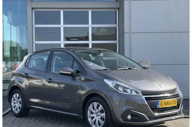 Peugeot 208 (2019) thumbnail 3