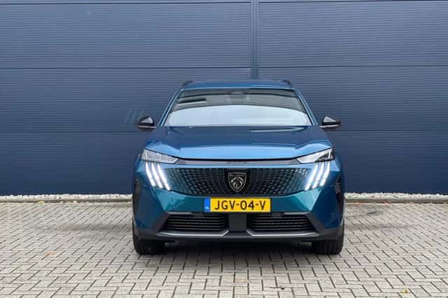 Peugeot 5008 (2025) thumbnail 3