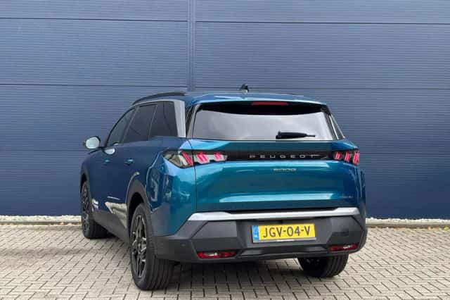 Peugeot 5008 (2025) thumbnail 4