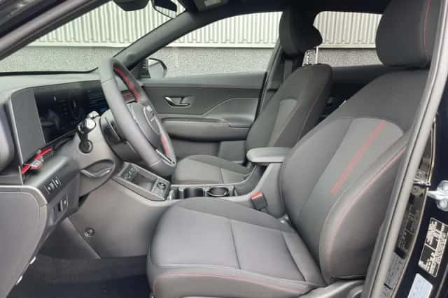 Hyundai Kona (2025) thumbnail 17