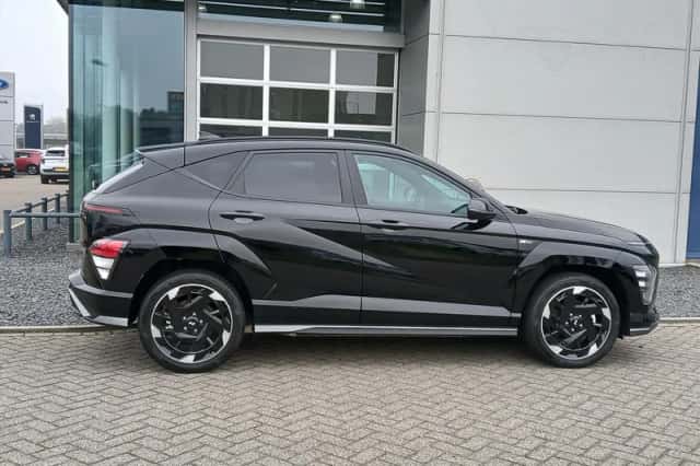 Hyundai Kona (2025) thumbnail 6