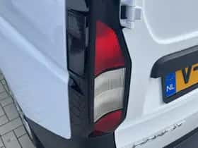 Ford Transit Connect (2024) thumbnail 16