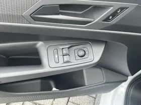 Ford Transit Connect (2024) thumbnail 28