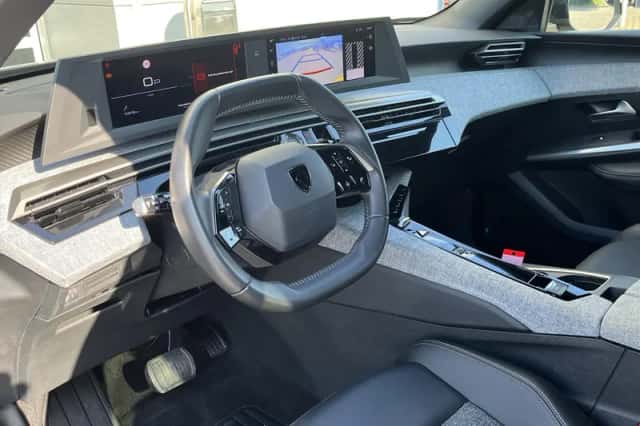 Peugeot 5008 (2025) thumbnail 12