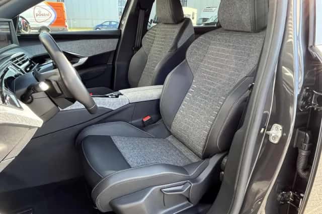 Peugeot 5008 (2025) thumbnail 13