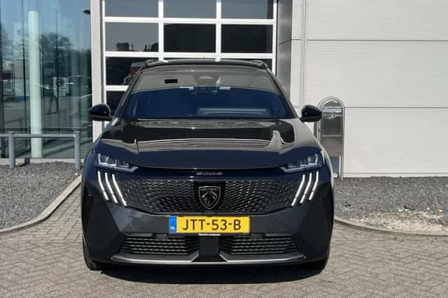 Peugeot 5008 (2025) thumbnail 3