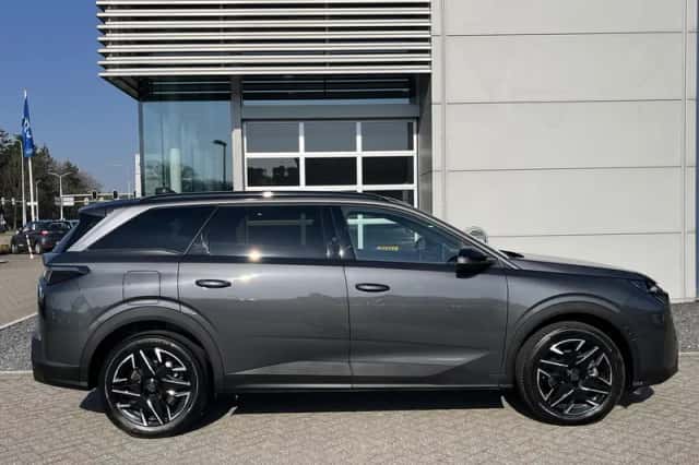 Peugeot 5008 (2025) thumbnail 5