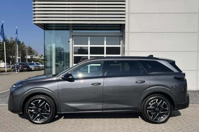 Peugeot 5008 (2025) thumbnail 6