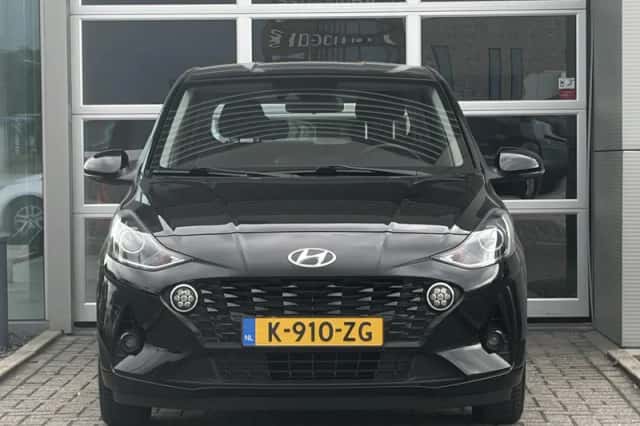 Hyundai i10 (2021) thumbnail 3