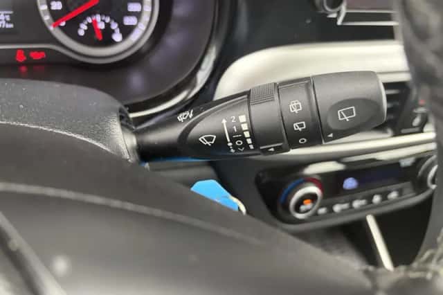 Hyundai i10 (2021) thumbnail 24