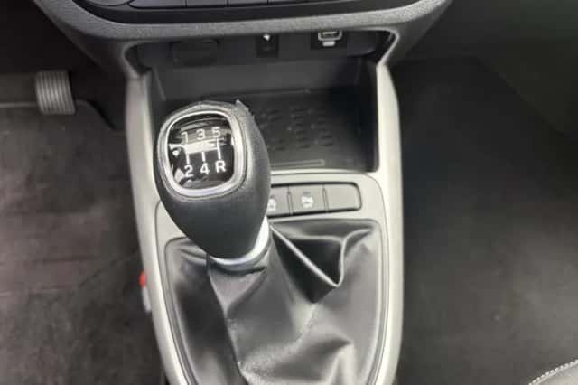 Hyundai i10 (2021) thumbnail 26