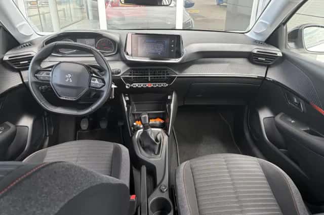 Peugeot 208 (2022) thumbnail 13