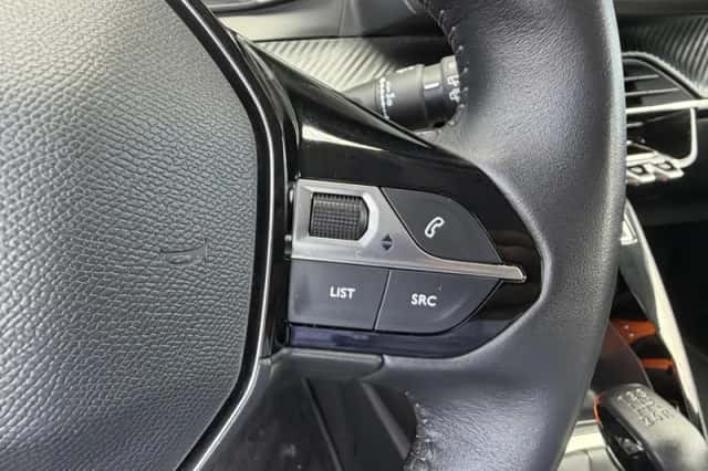 Peugeot 208 (2022) thumbnail 18