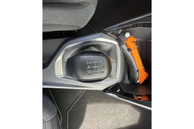 Peugeot 208 (2022) thumbnail 29