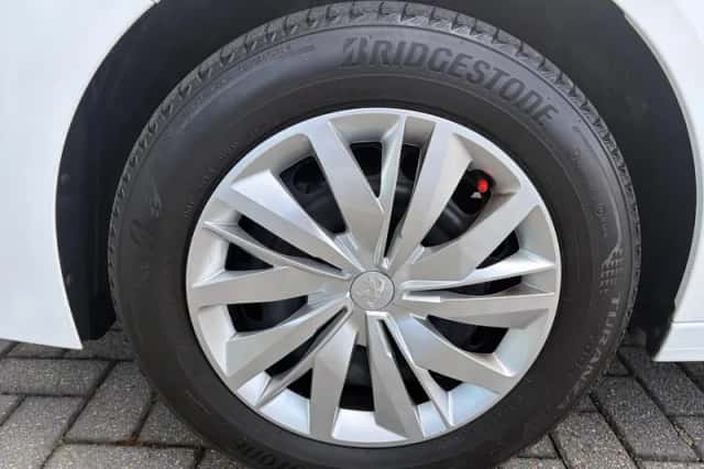 Peugeot 208 (2022) thumbnail 10