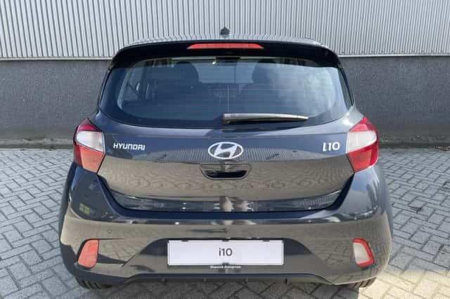 Hyundai i10 (2025) thumbnail 9
