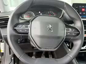 Peugeot 2008 (2022) thumbnail 11