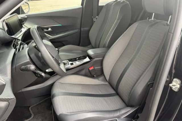 Peugeot 2008 (2022) thumbnail 15