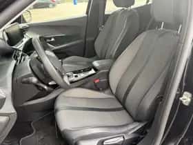 Peugeot 2008 (2022) thumbnail 15