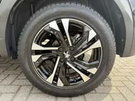 Peugeot 2008 (2022) thumbnail 18