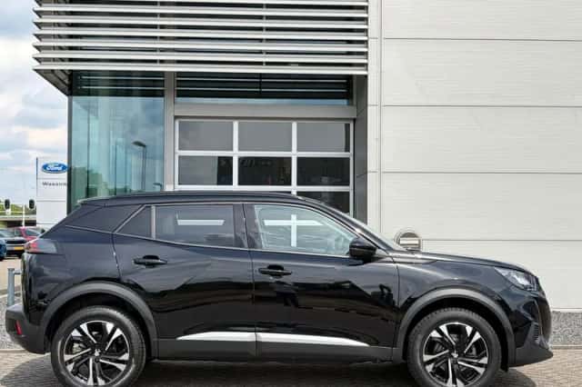 Peugeot 2008 (2022) thumbnail 7