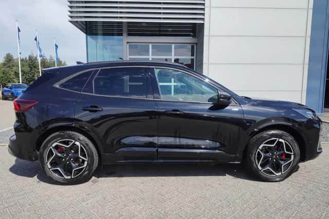 Ford Kuga (2024) thumbnail 4