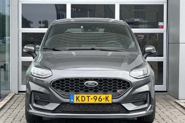 Ford Fiesta (2022) thumbnail 2