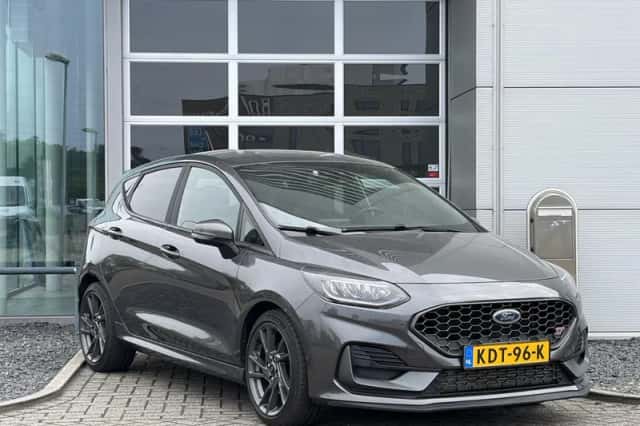 Ford Fiesta (2022) thumbnail 3