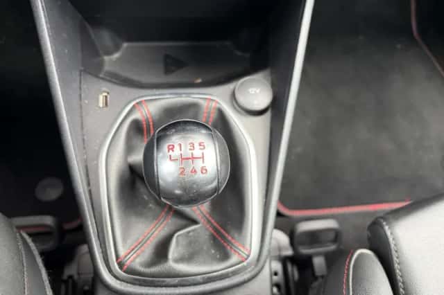 Ford Fiesta (2022) thumbnail 24