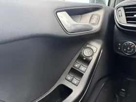 Ford Fiesta (2022) thumbnail 30