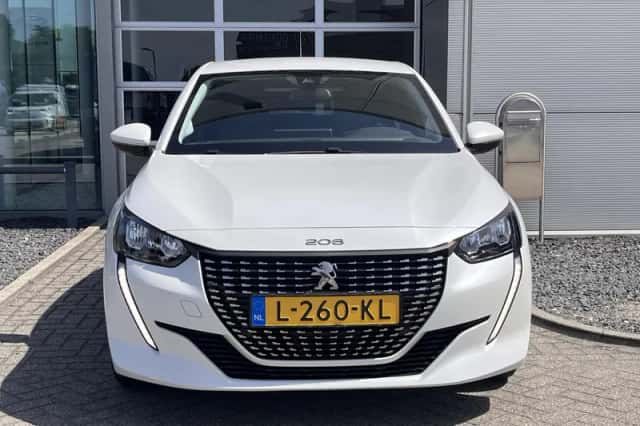 Peugeot 208 (2021) thumbnail 2