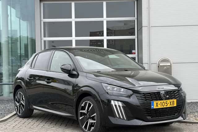 Peugeot 208 (2024) thumbnail 3