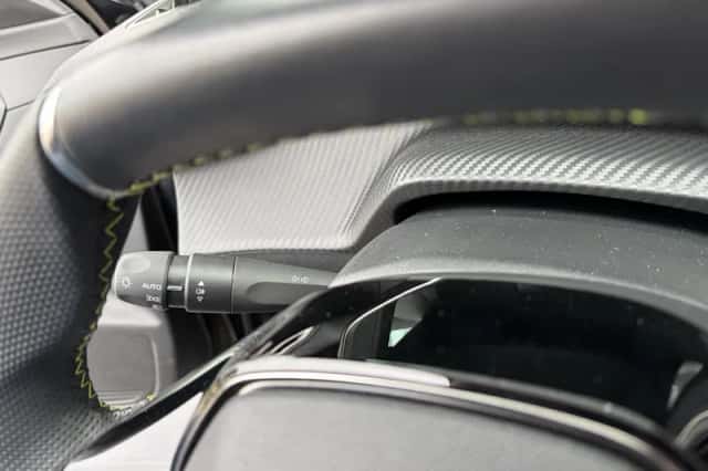 Peugeot 208 (2024) thumbnail 23