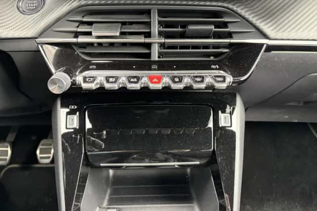 Peugeot 208 (2024) thumbnail 26