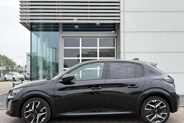 Peugeot 208 (2024) thumbnail 5