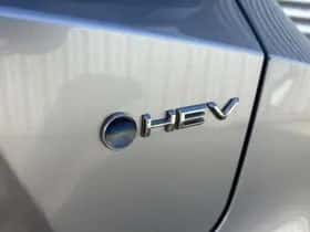 Toyota C-HR (2025) thumbnail 16