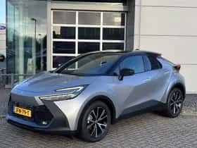 Toyota C-HR (2025) thumbnail 3