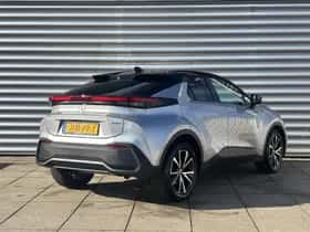 Toyota C-HR (2025) thumbnail 5