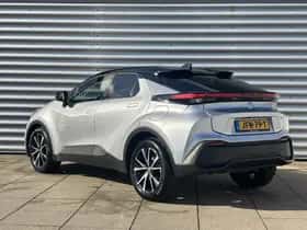 Toyota C-HR (2025) thumbnail 6
