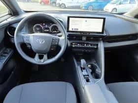 Toyota C-HR (2025) thumbnail 7