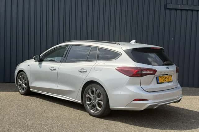 Ford Focus (2024) thumbnail 5