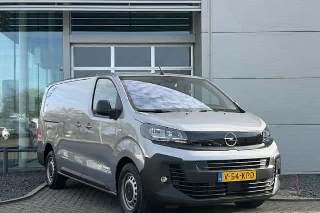 Opel Vivaro (2024) thumbnail 2