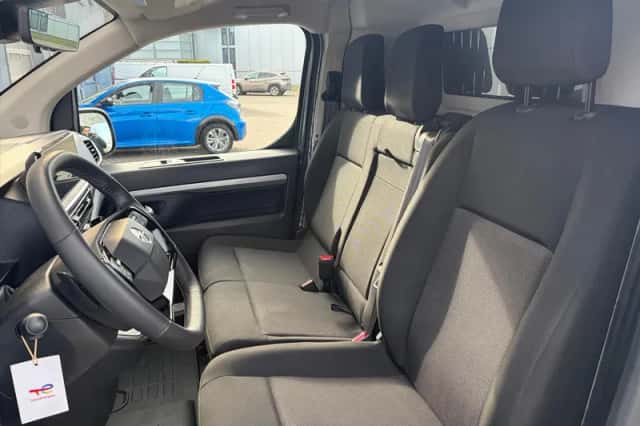 Opel Vivaro (2024) thumbnail 17