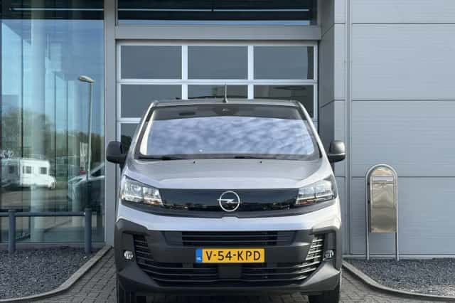Opel Vivaro (2024) thumbnail 3