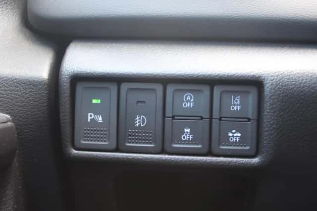 Suzuki S-Cross (2023) thumbnail 24